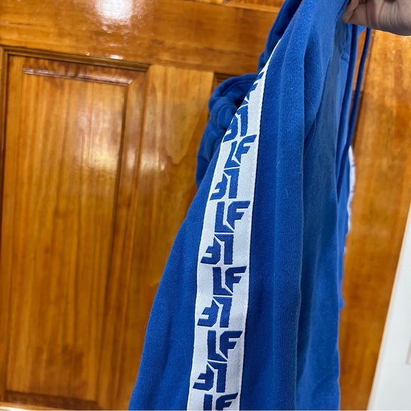 LF Blue Cropped Sweatshirt - Picture 4 of 5